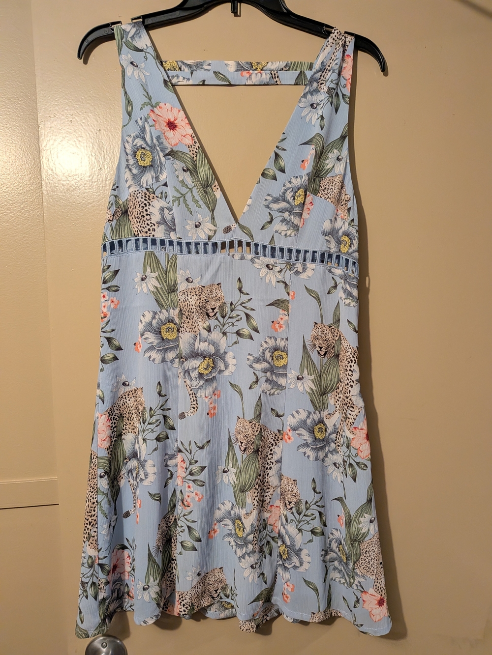 NWOT H&M Divided Light Blue Jungle
And Cheetah Print Dress - Picture 2 of 4